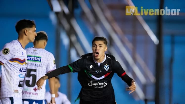 Velez Sarsfield menang meyakinkan 4-1 atas Deportivo Armenio. Simak jalannya pertandingan dan analisis lengkapnya.