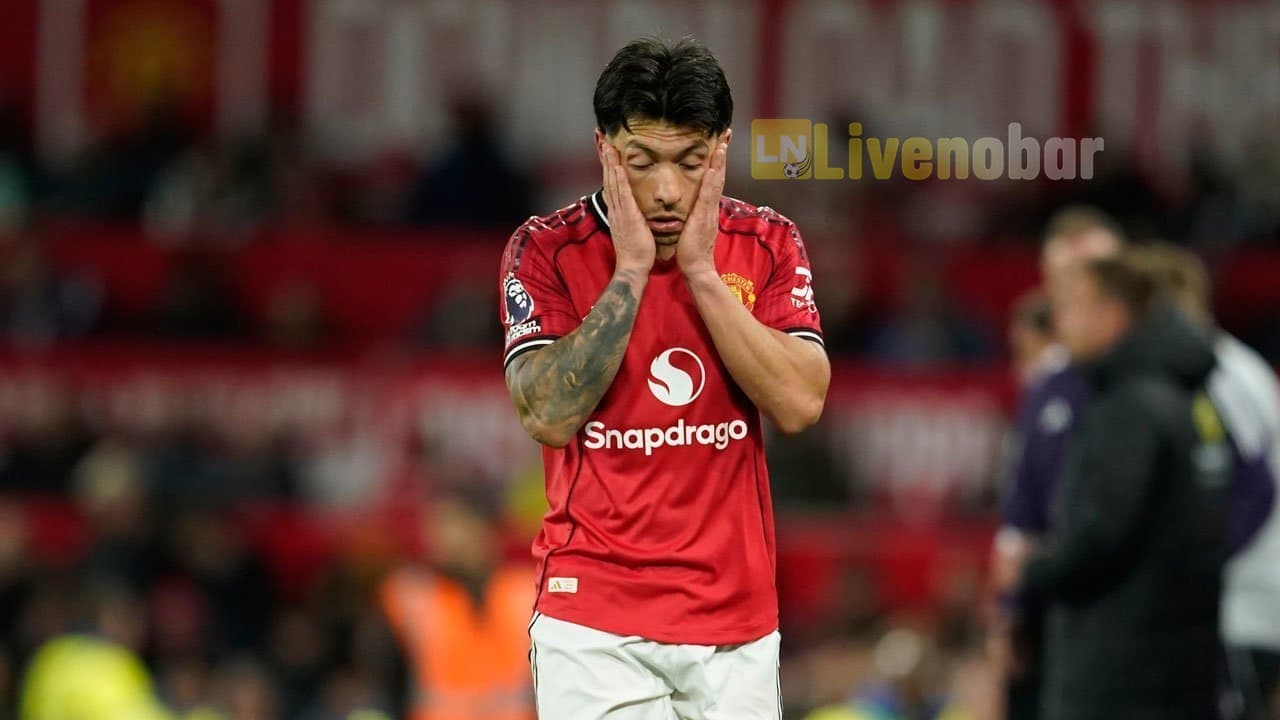 MU Naik Banding! Kartu Merah Lisandro Martinez Picu Kontroversi Besar